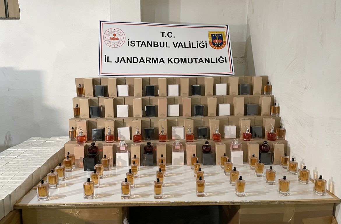 İstanbul’da sahte parfüm imalathanelerine operasyon düzenlendi
