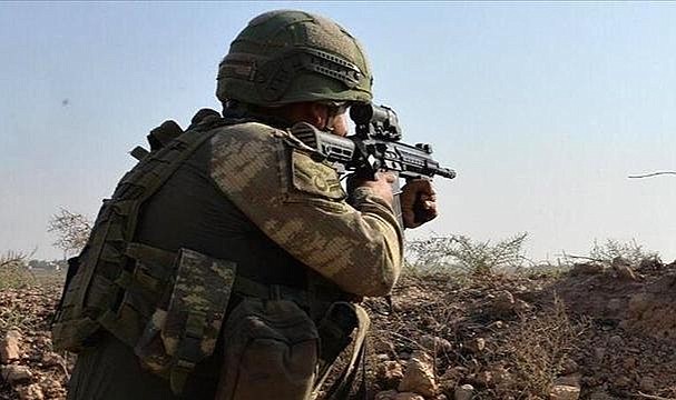 Fırat Kalkanı ve Zeytin Dalı bölgelerinde 11 terörist öldürüldü