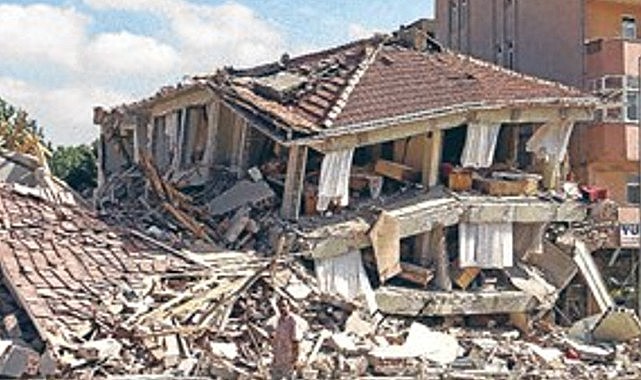 Belirsizlikler deprem korkusunu tetikliyor