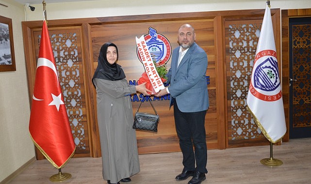 Saadet Partisi İlçe Başkanı Yakup Yıldırım ve Yönetimi, Orhangazi Belediye Başkanı Aydın’ı ziyaret etti.